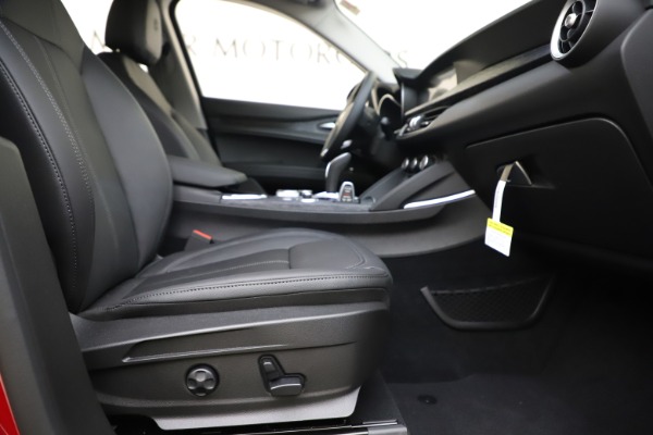 New 2020 Alfa Romeo Stelvio Sport Q4 for sale Sold at Alfa Romeo of Greenwich in Greenwich CT 06830 23