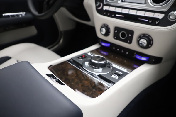 New 2020 Rolls-Royce Dawn for sale Sold at Alfa Romeo of Greenwich in Greenwich CT 06830 25