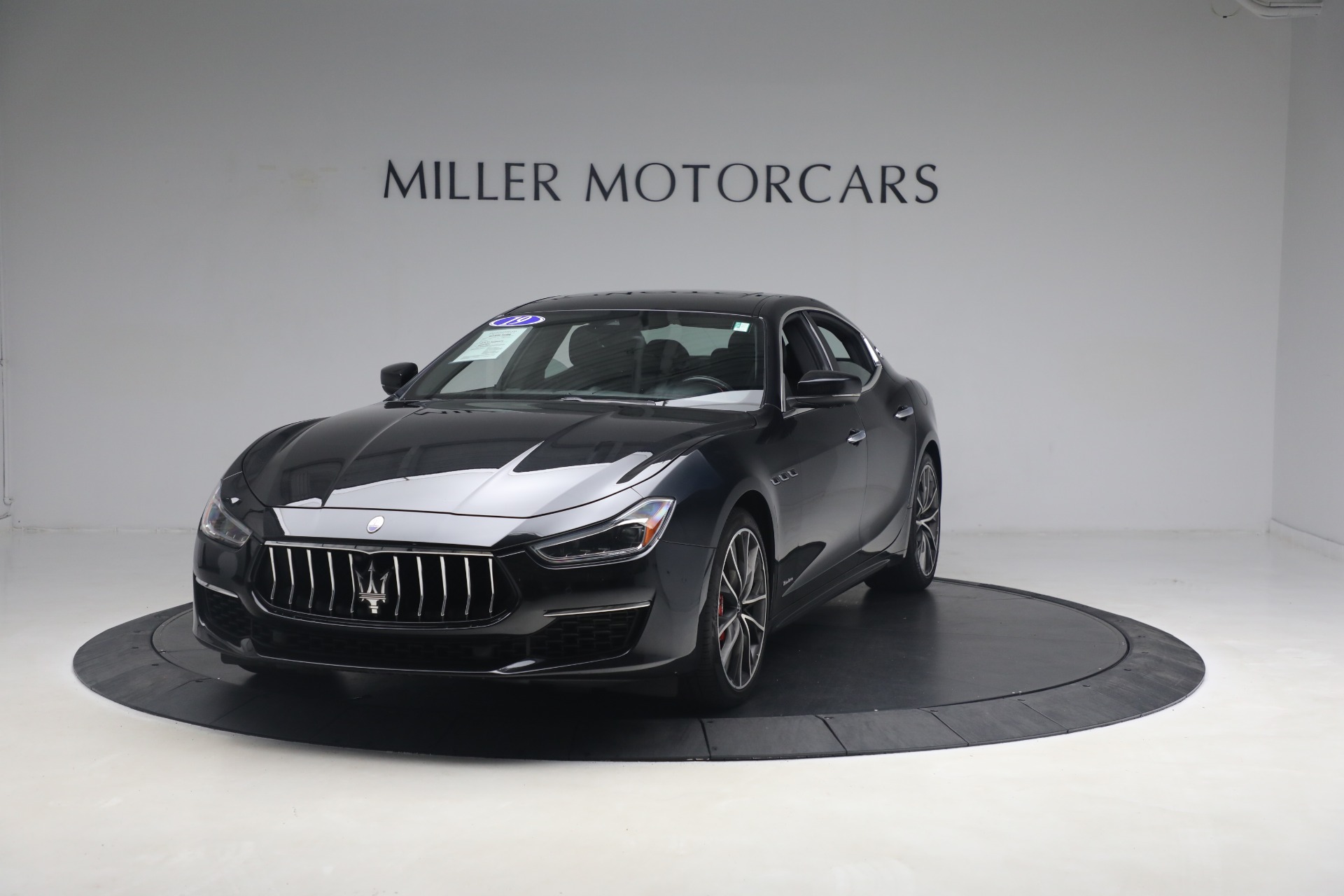 Used 2019 Maserati Ghibli S Q4 GranLusso for sale $41,900 at Alfa Romeo of Greenwich in Greenwich CT 06830 1
