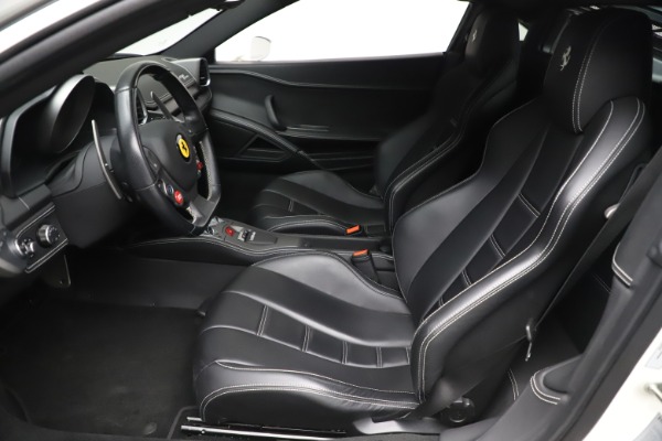 Used 2013 Ferrari 458 Italia for sale $186,900 at Alfa Romeo of Greenwich in Greenwich CT 06830 14