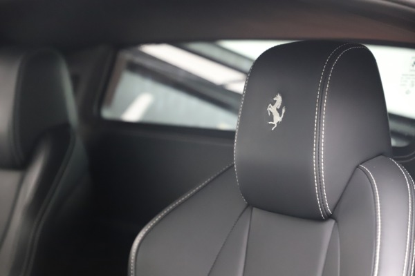 Used 2013 Ferrari 458 Italia for sale $186,900 at Alfa Romeo of Greenwich in Greenwich CT 06830 21