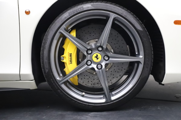 Used 2013 Ferrari 458 Italia for sale $186,900 at Alfa Romeo of Greenwich in Greenwich CT 06830 23