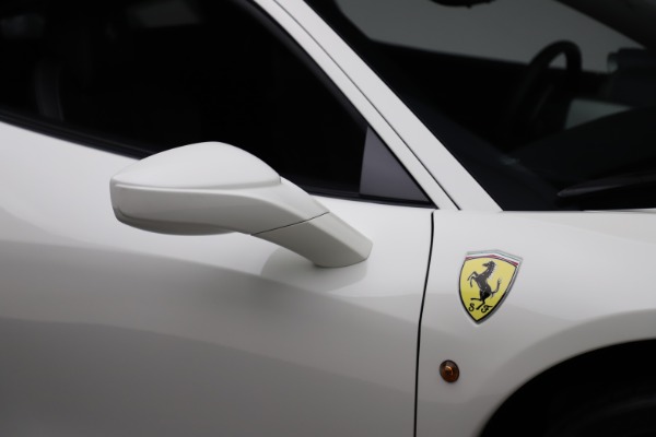 Used 2013 Ferrari 458 Italia for sale $186,900 at Alfa Romeo of Greenwich in Greenwich CT 06830 24