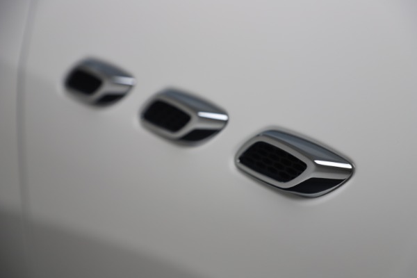 New 2020 Maserati Levante S Q4 GranSport for sale $101,085 at Alfa Romeo of Greenwich in Greenwich CT 06830 13