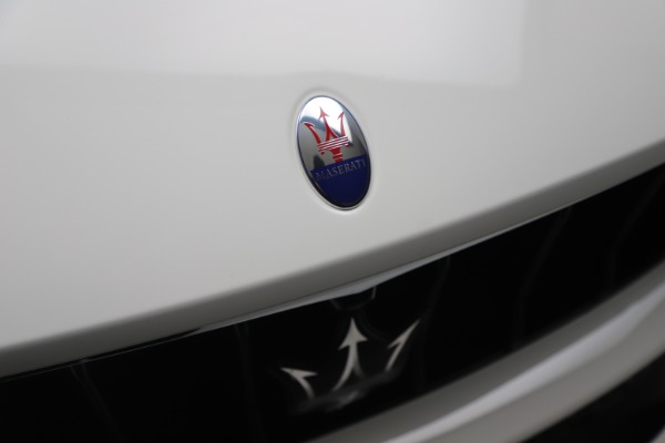 New 2020 Maserati Levante S Q4 GranSport for sale $101,085 at Alfa Romeo of Greenwich in Greenwich CT 06830 15