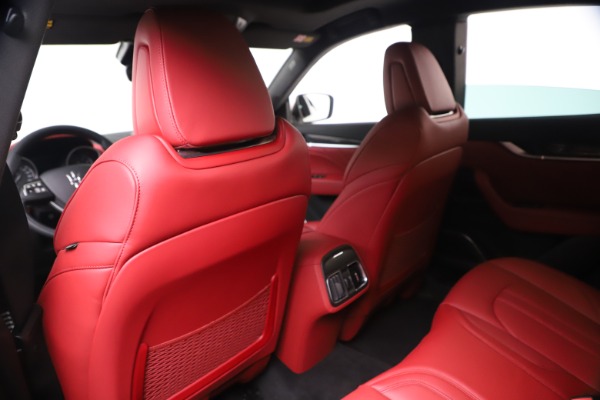 New 2020 Maserati Levante S Q4 GranSport for sale $101,085 at Alfa Romeo of Greenwich in Greenwich CT 06830 24