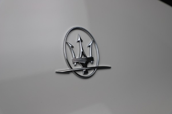 New 2020 Maserati Levante S Q4 GranSport for sale $101,085 at Alfa Romeo of Greenwich in Greenwich CT 06830 26