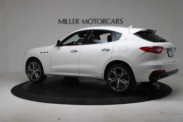 New 2020 Maserati Levante S Q4 GranSport for sale $101,085 at Alfa Romeo of Greenwich in Greenwich CT 06830 4