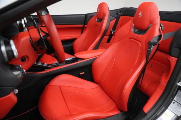 Used 2019 Ferrari Portofino for sale Sold at Alfa Romeo of Greenwich in Greenwich CT 06830 19