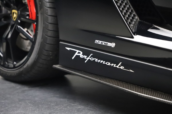 Used 2013 Lamborghini Gallardo LP 570-4 Spyder Performante for sale Sold at Alfa Romeo of Greenwich in Greenwich CT 06830 28