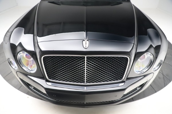 Used 2016 Bentley Mulsanne Speed for sale $157,900 at Alfa Romeo of Greenwich in Greenwich CT 06830 12