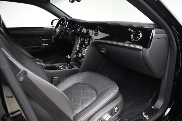 Used 2016 Bentley Mulsanne Speed for sale $157,900 at Alfa Romeo of Greenwich in Greenwich CT 06830 26