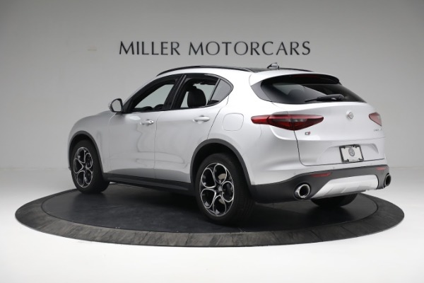 Used 2019 Alfa Romeo Stelvio Ti Sport Q4 for sale Sold at Alfa Romeo of Greenwich in Greenwich CT 06830 5