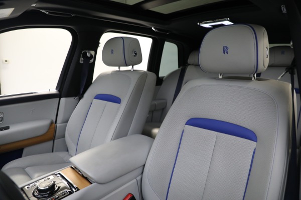 Used 2019 Rolls-Royce Cullinan for sale $299,900 at Alfa Romeo of Greenwich in Greenwich CT 06830 15