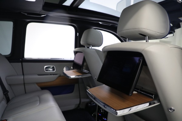 Used 2019 Rolls-Royce Cullinan for sale $299,900 at Alfa Romeo of Greenwich in Greenwich CT 06830 22