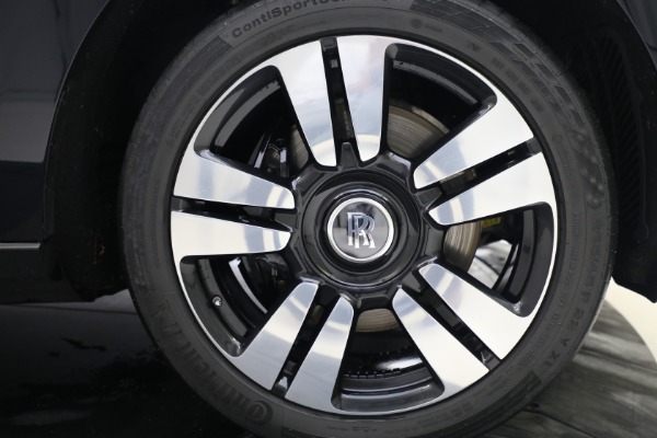 Used 2019 Rolls-Royce Cullinan for sale $299,900 at Alfa Romeo of Greenwich in Greenwich CT 06830 25