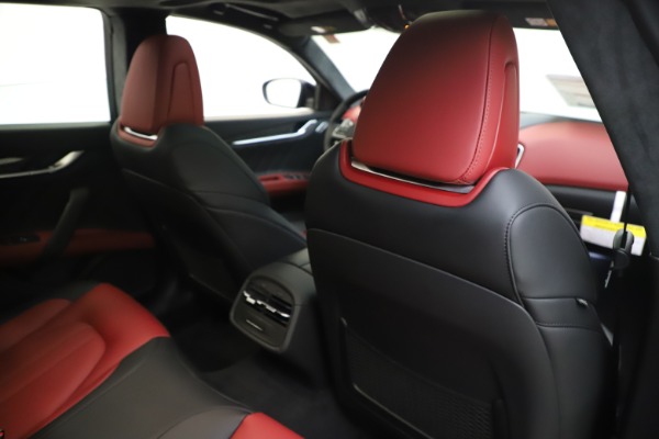 New 2020 Maserati Ghibli S Q4 GranSport for sale $94,785 at Alfa Romeo of Greenwich in Greenwich CT 06830 28