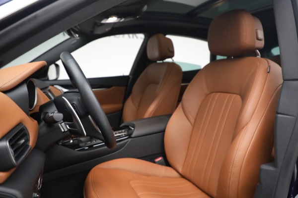 Used 2020 Maserati Levante Q4 for sale $64,900 at Alfa Romeo of Greenwich in Greenwich CT 06830 15