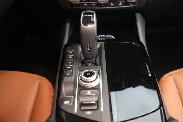 Used 2020 Maserati Levante Q4 for sale $64,900 at Alfa Romeo of Greenwich in Greenwich CT 06830 27