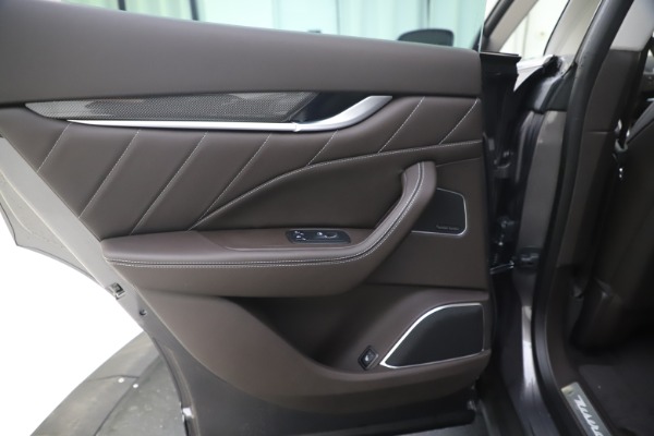 New 2020 Maserati Levante Q4 GranLusso for sale $87,885 at Alfa Romeo of Greenwich in Greenwich CT 06830 21