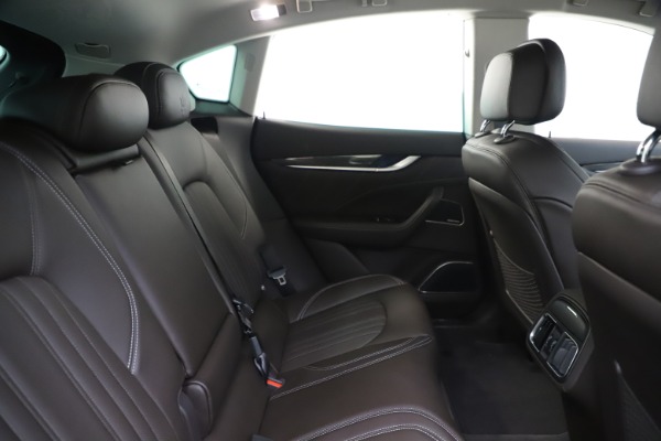 New 2020 Maserati Levante Q4 GranLusso for sale $87,885 at Alfa Romeo of Greenwich in Greenwich CT 06830 27