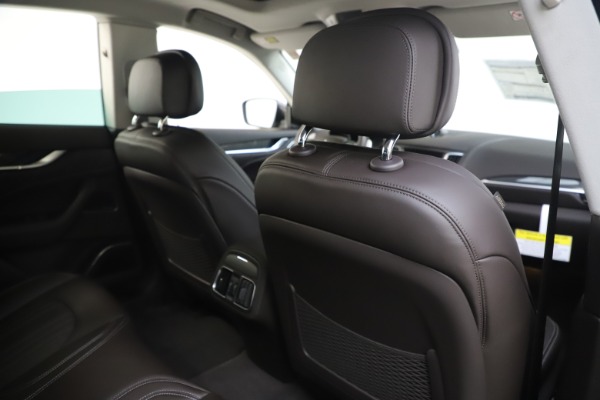 New 2020 Maserati Levante Q4 GranLusso for sale $87,885 at Alfa Romeo of Greenwich in Greenwich CT 06830 28