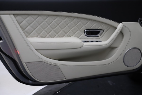 New 2016 Bentley Continental GT W12 for sale $128,900 at Alfa Romeo of Greenwich in Greenwich CT 06830 17
