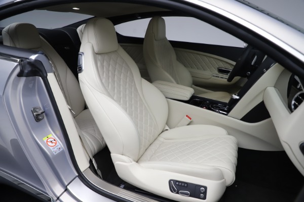 New 2016 Bentley Continental GT W12 for sale $128,900 at Alfa Romeo of Greenwich in Greenwich CT 06830 26