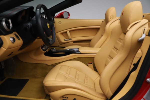 Used 2014 Ferrari California 30 for sale Sold at Alfa Romeo of Greenwich in Greenwich CT 06830 19