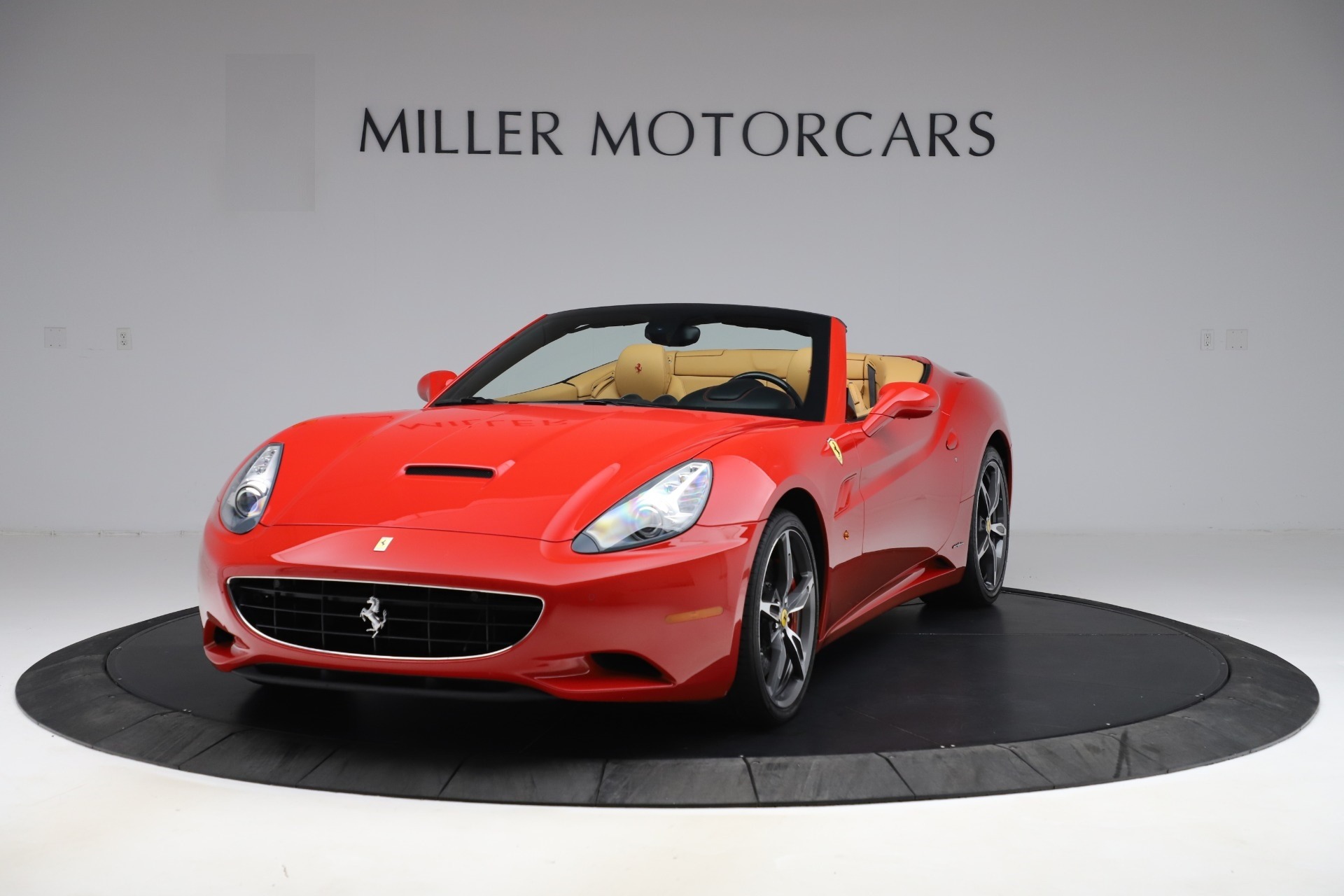 Used 2014 Ferrari California 30 for sale Sold at Alfa Romeo of Greenwich in Greenwich CT 06830 1