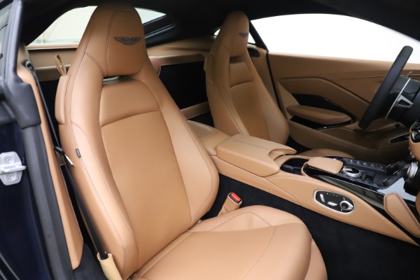 New 2020 Aston Martin Vantage Coupe for sale $174,731 at Alfa Romeo of Greenwich in Greenwich CT 06830 19