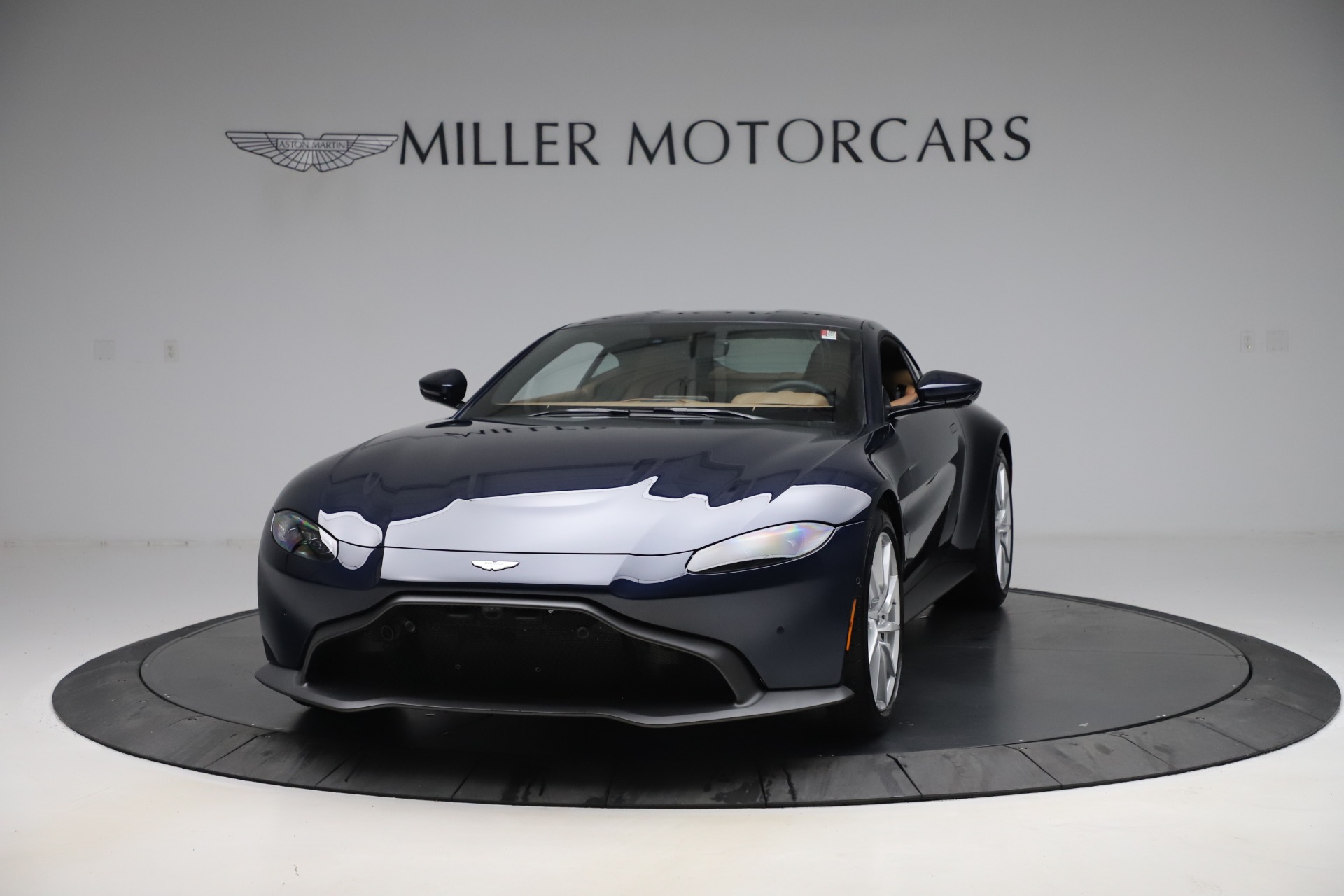 New 2020 Aston Martin Vantage Coupe for sale $174,731 at Alfa Romeo of Greenwich in Greenwich CT 06830 1