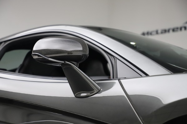 Used 2017 McLaren 570GT for sale Sold at Alfa Romeo of Greenwich in Greenwich CT 06830 16
