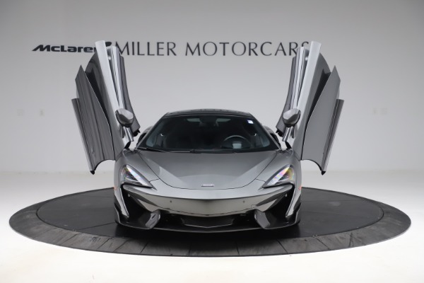 Used 2017 McLaren 570GT for sale Sold at Alfa Romeo of Greenwich in Greenwich CT 06830 7