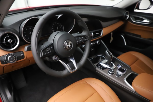 New 2020 Alfa Romeo Giulia Ti Q4 for sale $47,195 at Alfa Romeo of Greenwich in Greenwich CT 06830 13