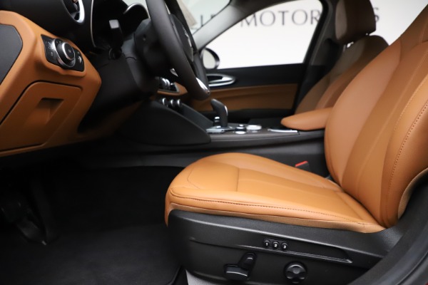 New 2020 Alfa Romeo Giulia Ti Q4 for sale $47,195 at Alfa Romeo of Greenwich in Greenwich CT 06830 14