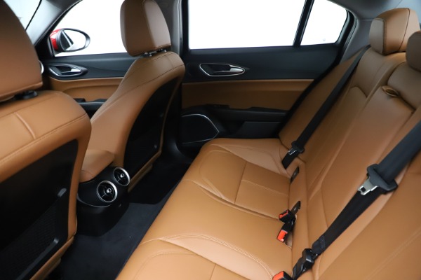 New 2020 Alfa Romeo Giulia Ti Q4 for sale $47,195 at Alfa Romeo of Greenwich in Greenwich CT 06830 19