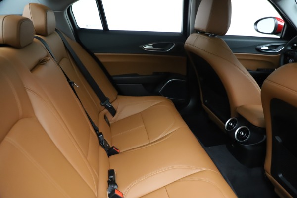 New 2020 Alfa Romeo Giulia Ti Q4 for sale $47,195 at Alfa Romeo of Greenwich in Greenwich CT 06830 27