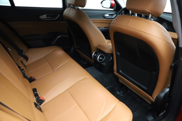 Used 2020 Alfa Romeo Giulia Q4 for sale Sold at Alfa Romeo of Greenwich in Greenwich CT 06830 21