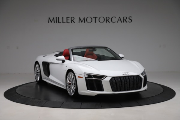 Used 2017 Audi R8 5.2 quattro V10 Spyder for sale Sold at Alfa Romeo of Greenwich in Greenwich CT 06830 11
