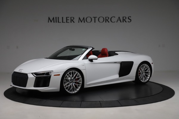 Used 2017 Audi R8 5.2 quattro V10 Spyder for sale Sold at Alfa Romeo of Greenwich in Greenwich CT 06830 2
