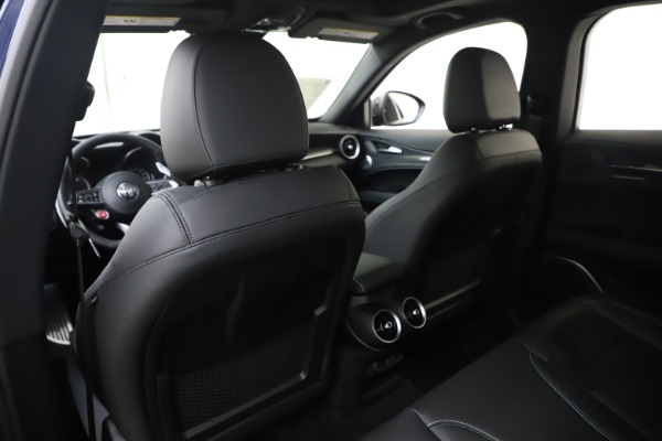 New 2020 Alfa Romeo Stelvio Quadrifoglio for sale $88,845 at Alfa Romeo of Greenwich in Greenwich CT 06830 20