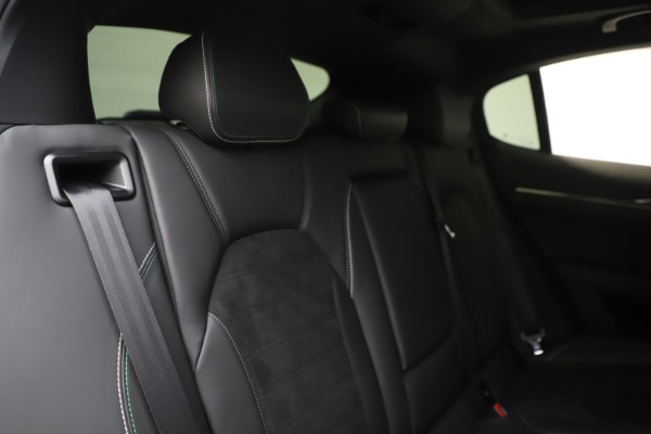 New 2020 Alfa Romeo Stelvio Quadrifoglio for sale $88,845 at Alfa Romeo of Greenwich in Greenwich CT 06830 26