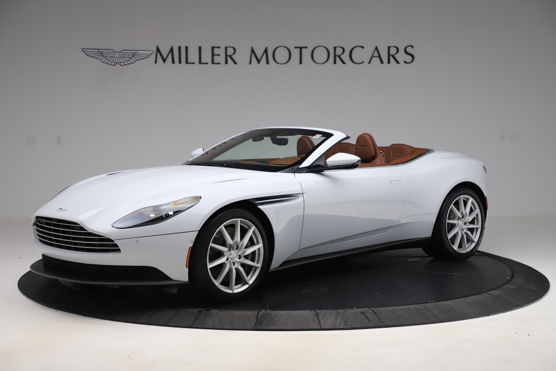 New 2020 Aston Martin DB11 Volante Convertible for sale $244,066 at Alfa Romeo of Greenwich in Greenwich CT 06830 1