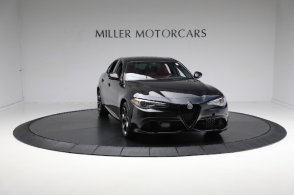 Used 2021 Alfa Romeo Giulia Veloce for sale Sold at Alfa Romeo of Greenwich in Greenwich CT 06830 24