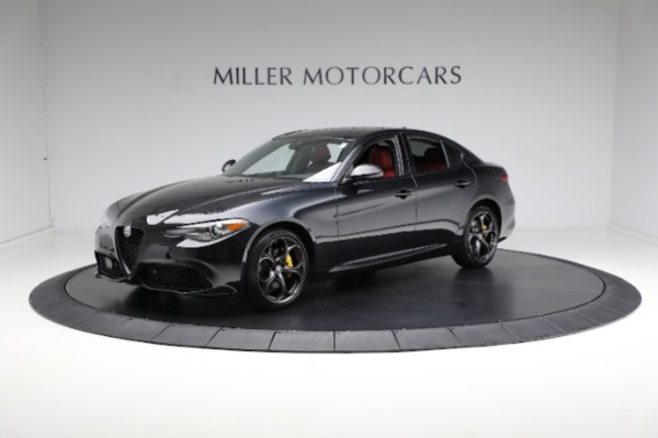 Used 2021 Alfa Romeo Giulia Veloce for sale Sold at Alfa Romeo of Greenwich in Greenwich CT 06830 3