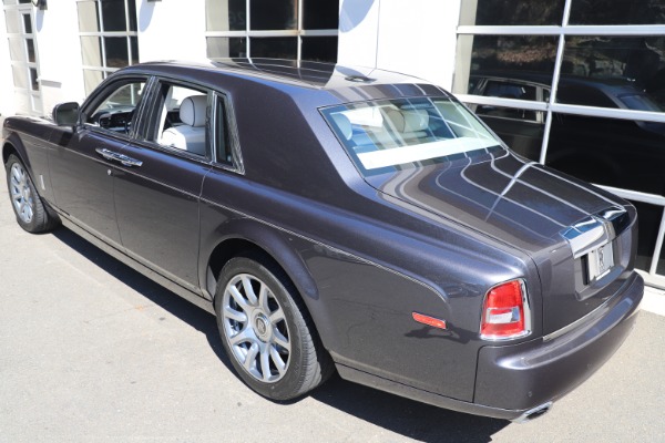 Used 2013 Rolls-Royce Phantom for sale Sold at Alfa Romeo of Greenwich in Greenwich CT 06830 4