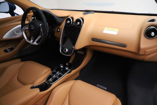 Used 2020 McLaren GT Luxe for sale $187,900 at Alfa Romeo of Greenwich in Greenwich CT 06830 17