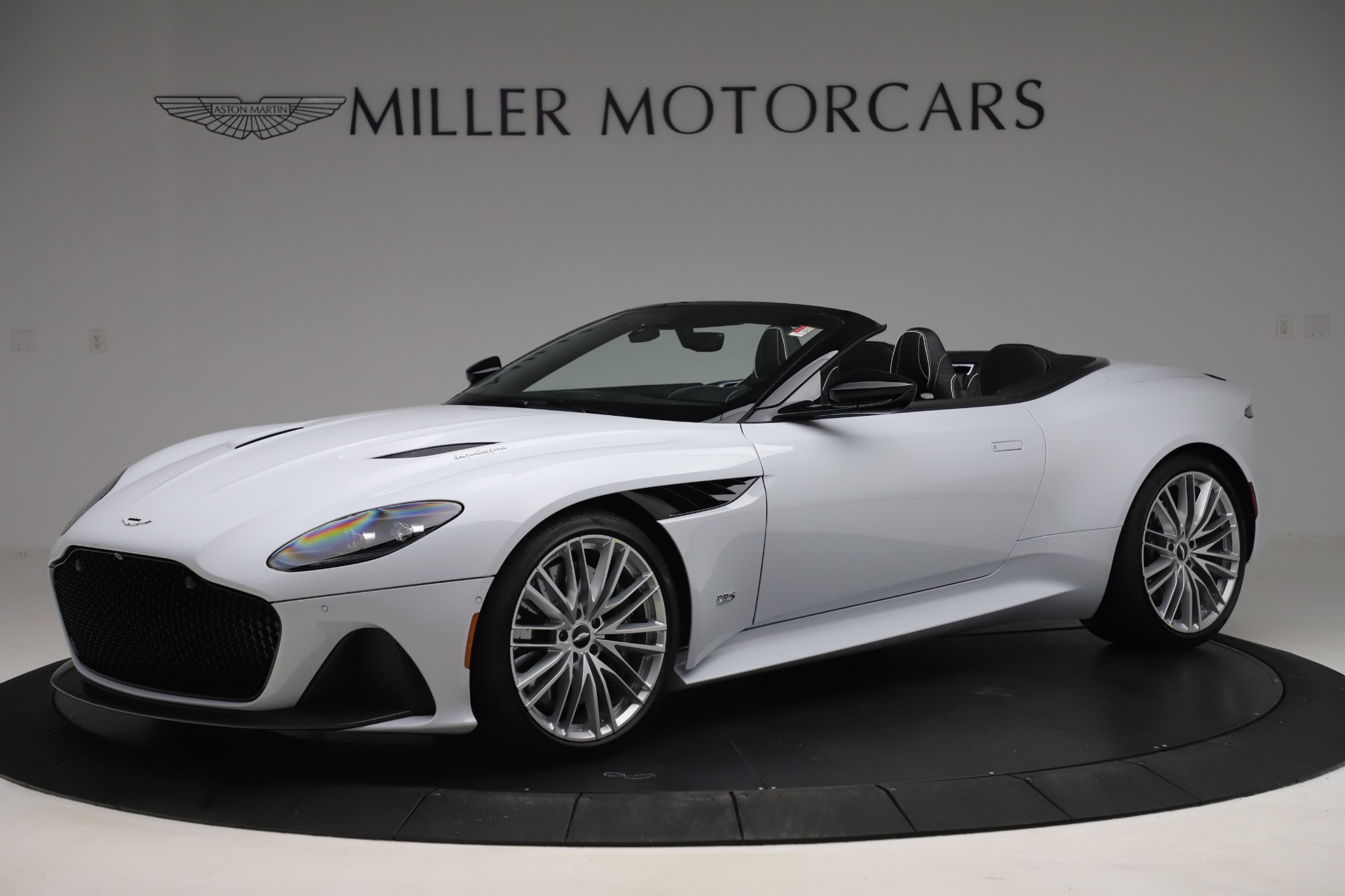 New 2020 Aston Martin DBS Superleggera Volante Convertible for sale $353,931 at Alfa Romeo of Greenwich in Greenwich CT 06830 1