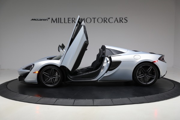 New 2020 McLaren 570S Spider Convertible for sale $256,990 at Alfa Romeo of Greenwich in Greenwich CT 06830 15
